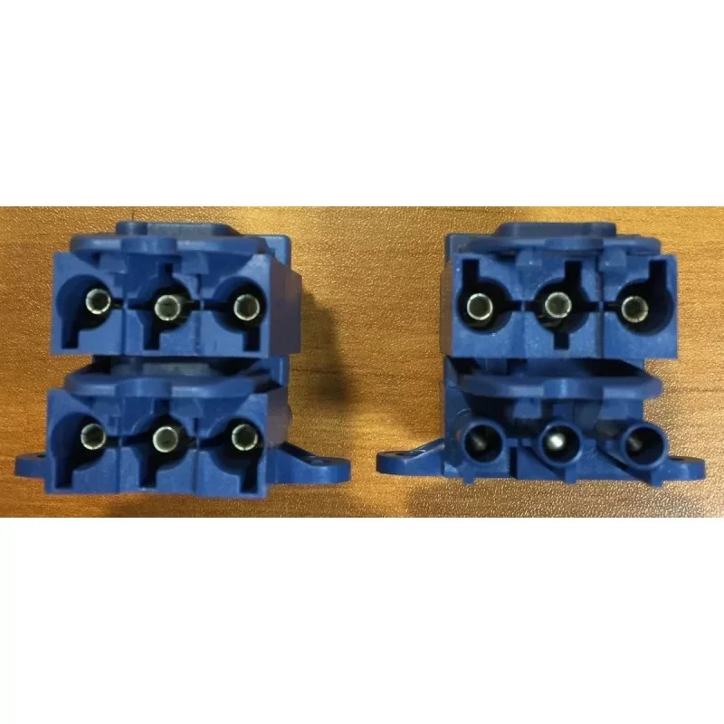 Commande En Gros Telemecanique KLX03BA13 - 10 X Blocs de jonction - 1 entrée / 3 sorties