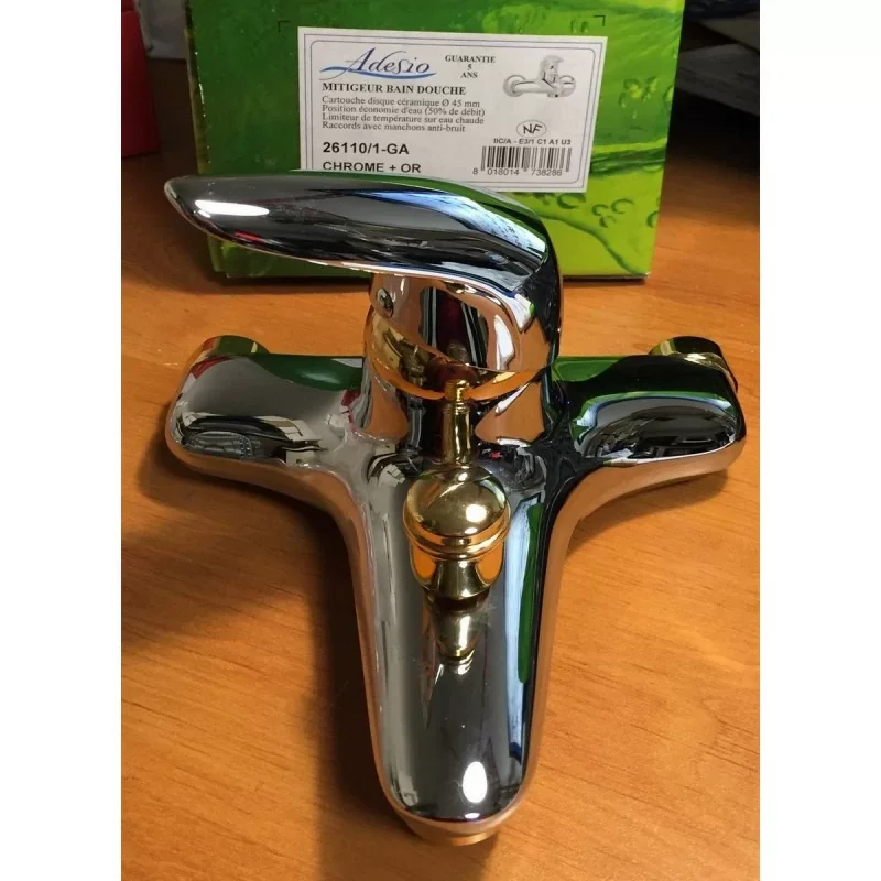 Adesio 26110/1-GA - Mitigeur bain/douche - chrome + or Acheter En Ligne