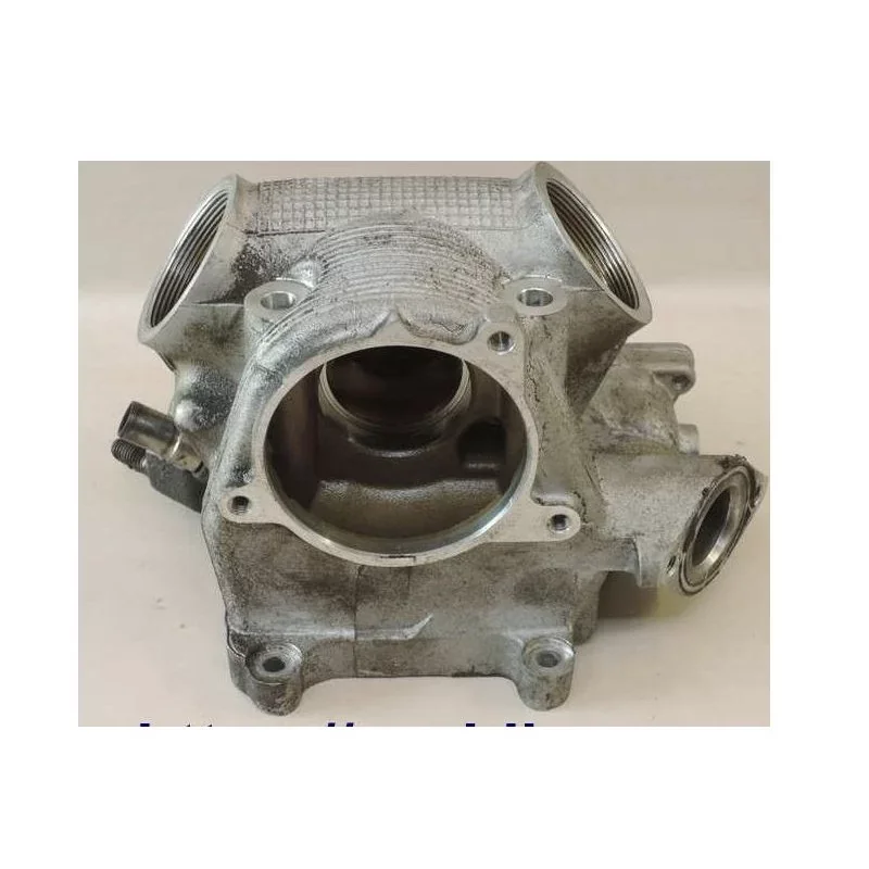 Meilleur Prix Yamaha 5XL-E1111-00 Culasse YP 125E 04-06